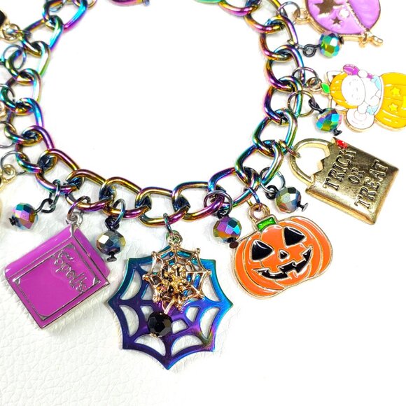 Halloween Charm Bracelet, Pumpkins, Ghost, Spider Webs, Cat, Spell Book - Picture 7 of 10